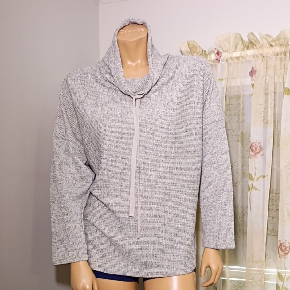 Max Studio Gray Cowl‎ Neck Sweater